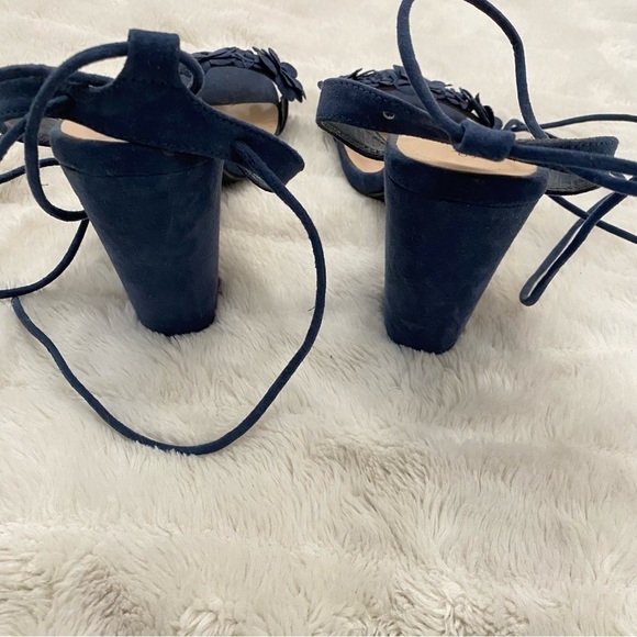 Shoe Dazzle Blue Flower Lace Up Boho Block Heels Size 8.5 - Picture 7 of 11